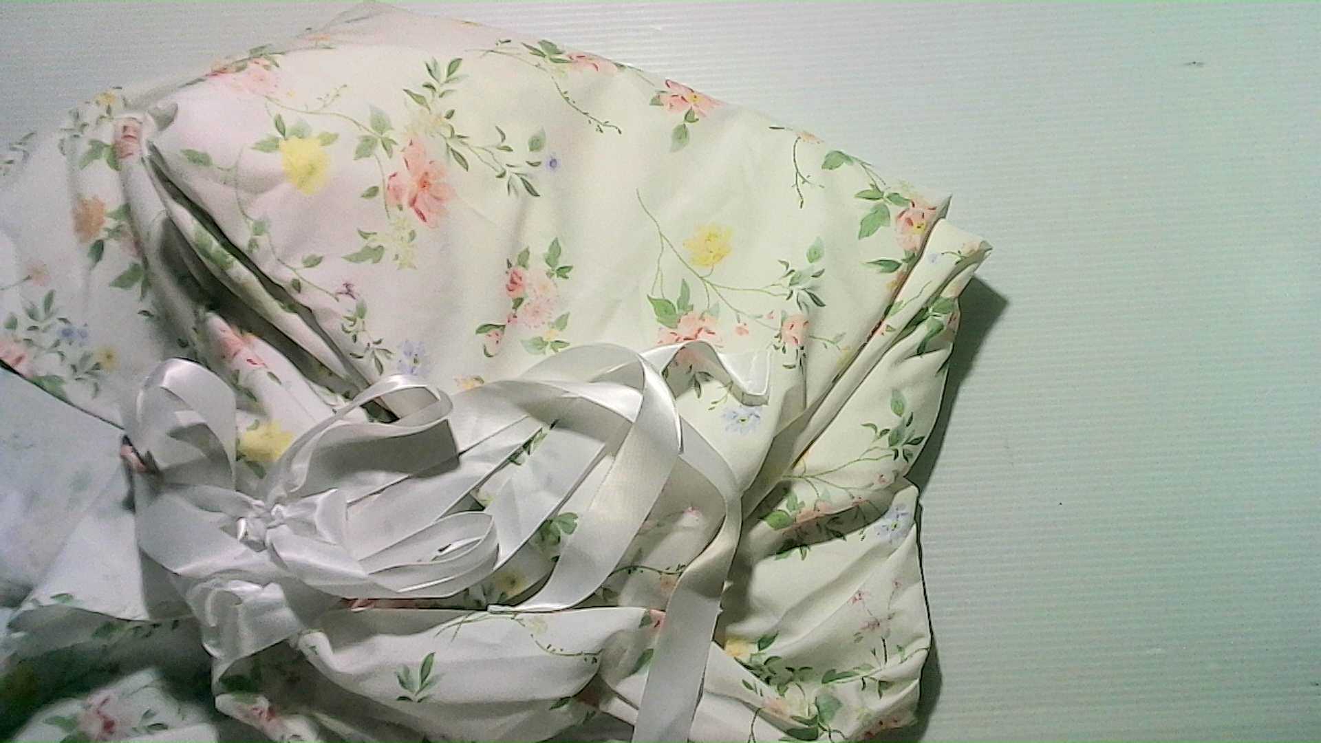 Women's chiffon dress with a floral print