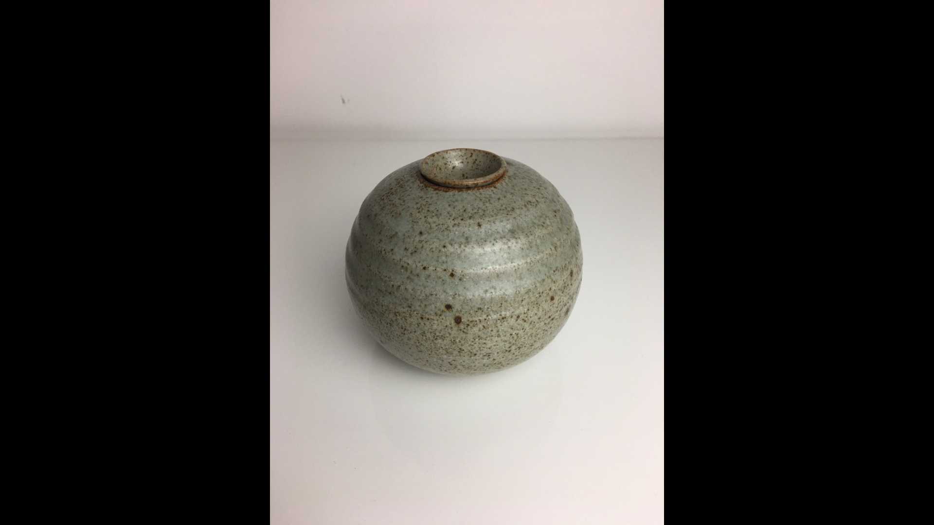 Stoneware ceramic vase, round, vintage