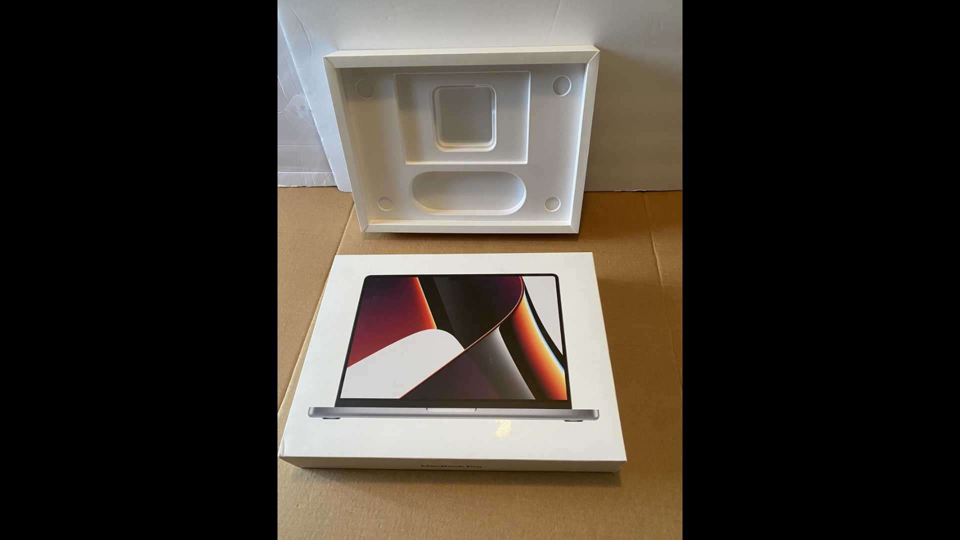 An empty Apple MacBook box