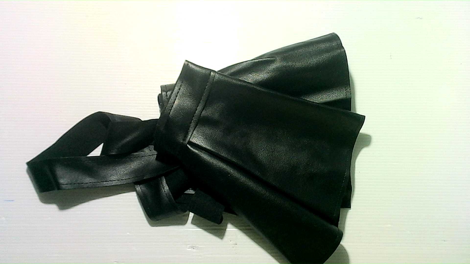leather skirt
