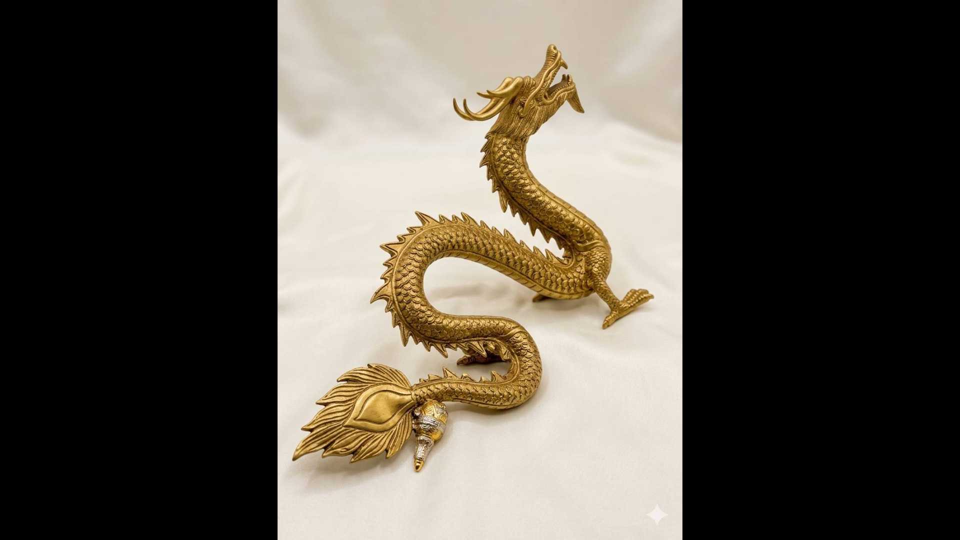 Metal dragon sculpture, antique decoration, zodiac dragon Long, feng shui.