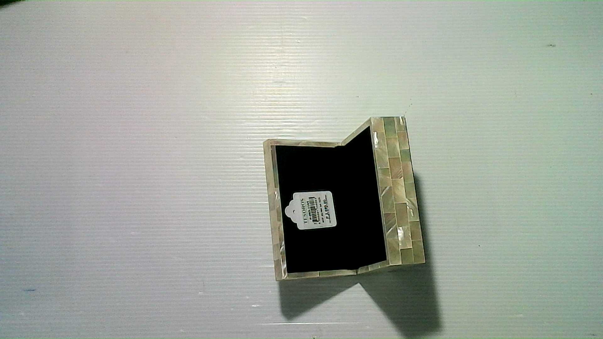 An empty box made of velvet plastic